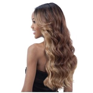 NWT! MAYDE BEAUTY- Keisha